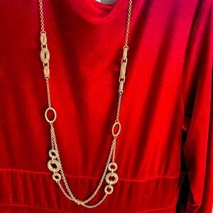 Premier Designs necklace that can be worn different ways